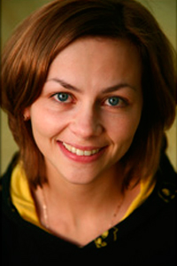 Лариса Попова
